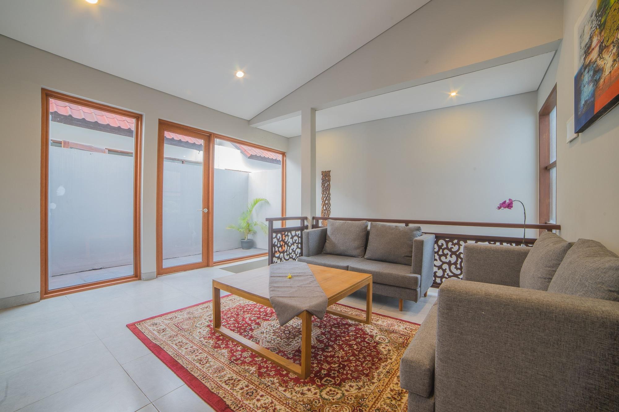 Grand Kesambi Resort And Villas Dalung  Exterior photo